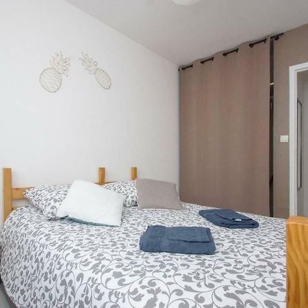 Appartement 2 Chambres - Parking Prive レンヌ エクステリア 写真