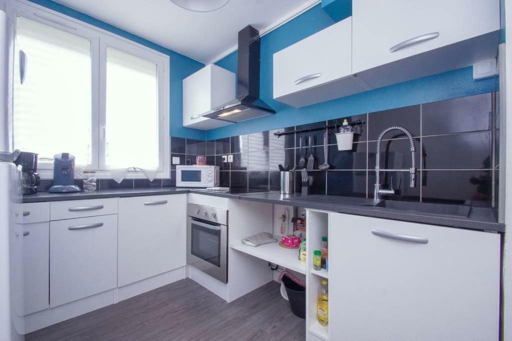 Appartement 2 Chambres - Parking Prive レンヌ エクステリア 写真