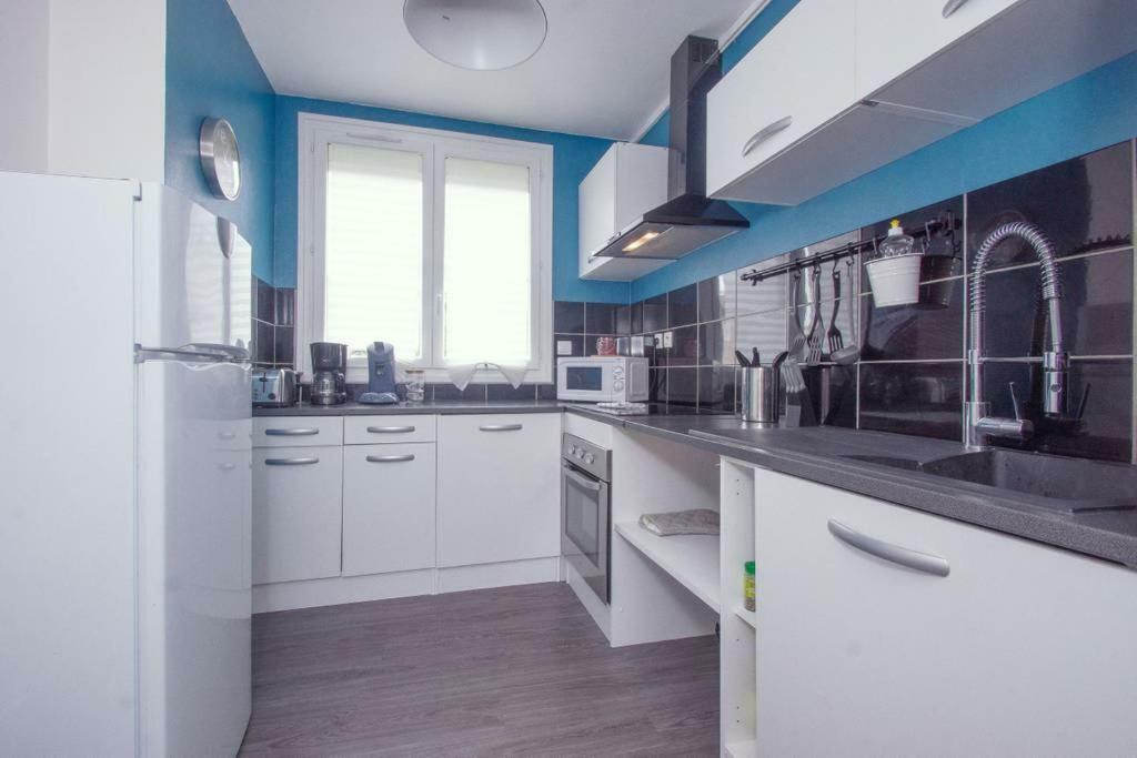 Appartement 2 Chambres - Parking Prive レンヌ エクステリア 写真